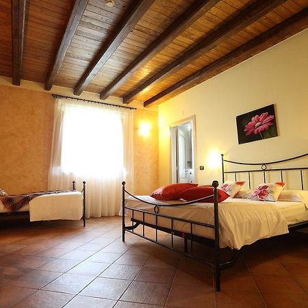 Agriturismo Creta Rossa Torre di Ruggiero Exteriör bild