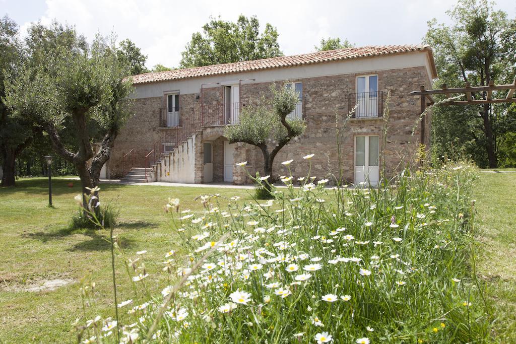 Agriturismo Creta Rossa Torre di Ruggiero Exteriör bild