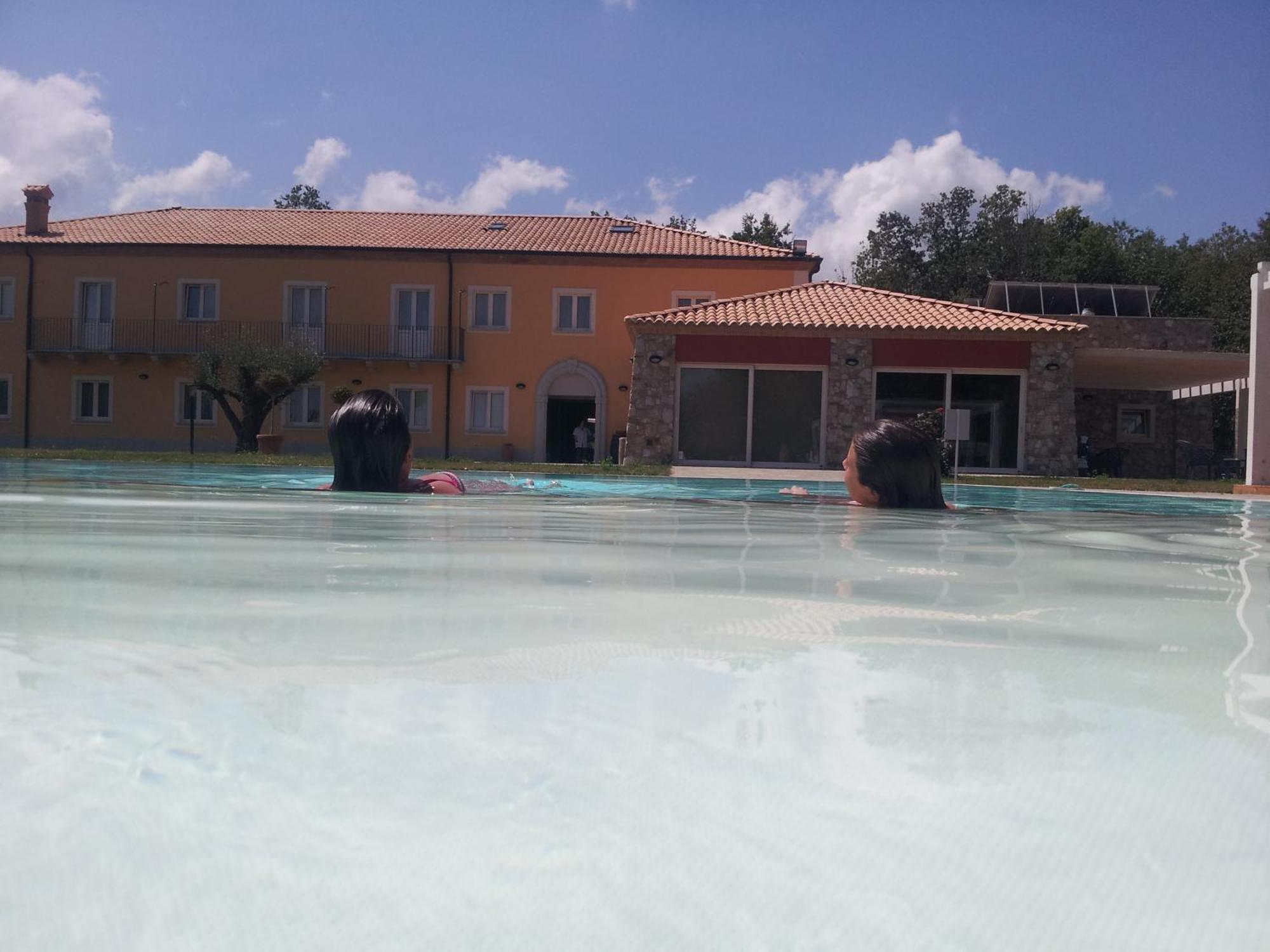 Agriturismo Creta Rossa Torre di Ruggiero Exteriör bild